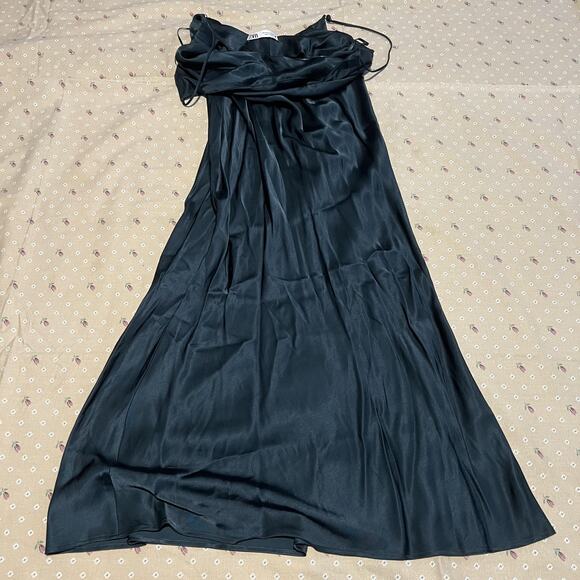 Zara Dress Womens Medium Dark Green Satin Slip Cowl Neck Spaghetti Maxi Evening - Picture 1 of 7